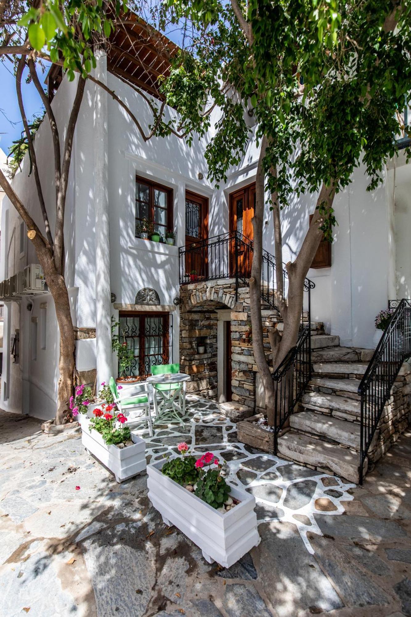 Arco Naxos Luxury Apartments Naxos City Экстерьер фото