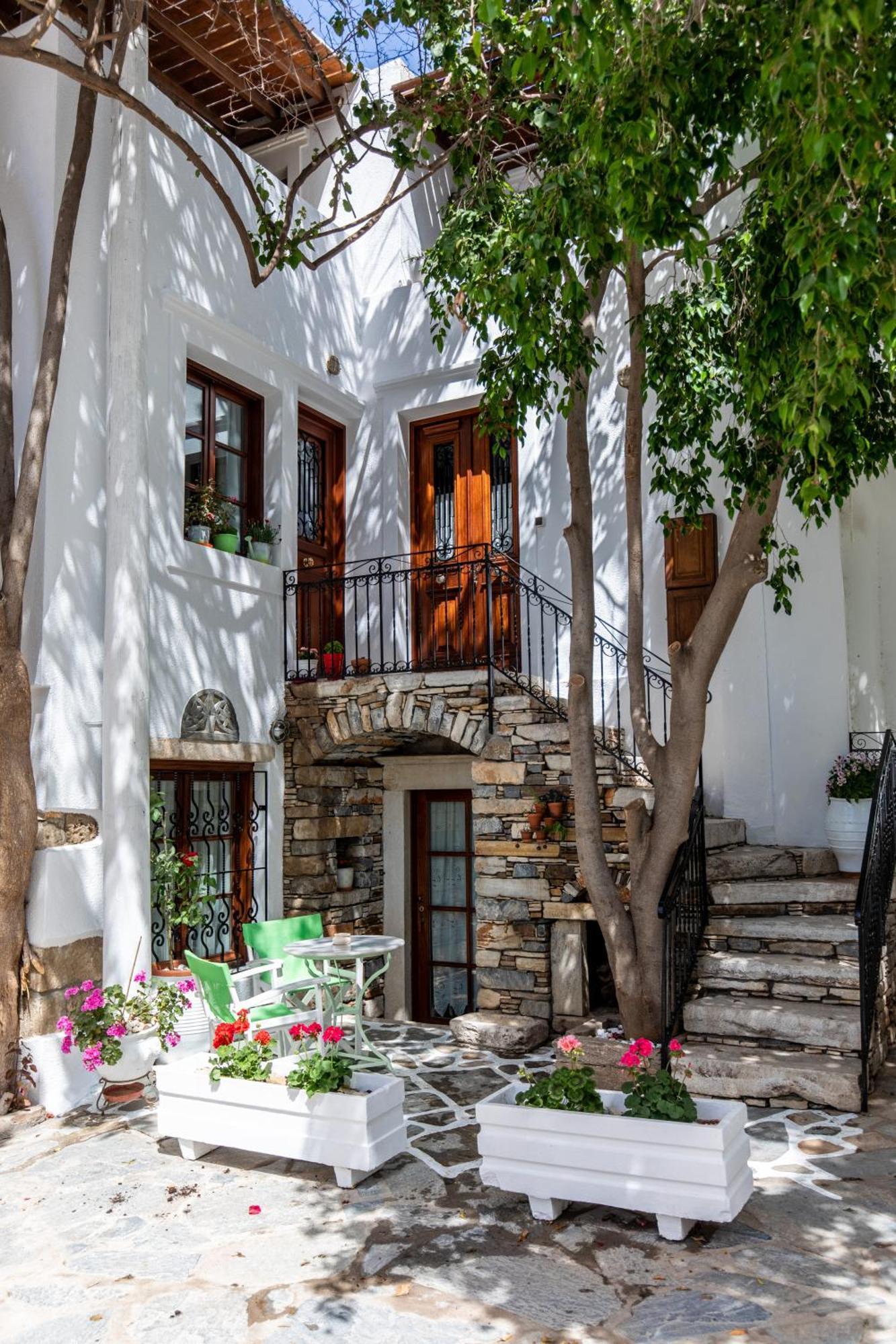 Arco Naxos Luxury Apartments Naxos City Экстерьер фото